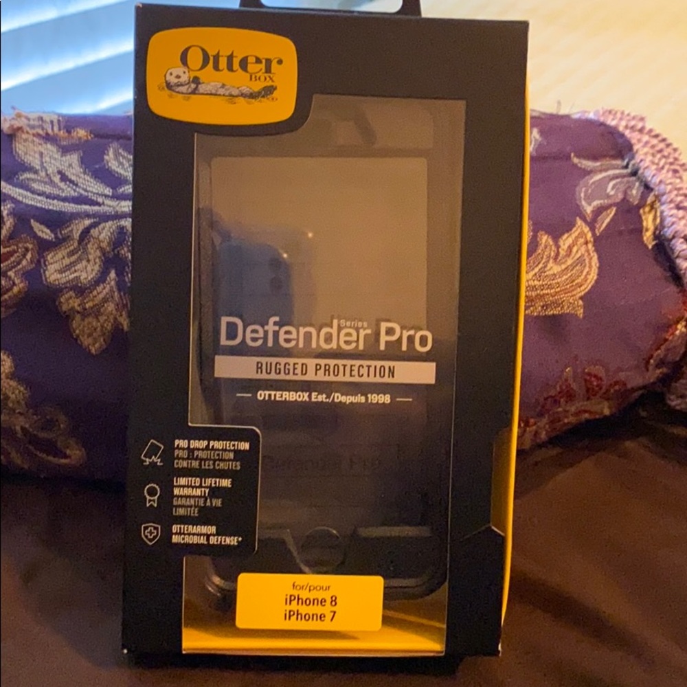 Otter box defender pro iPhone 8 iPhone 7